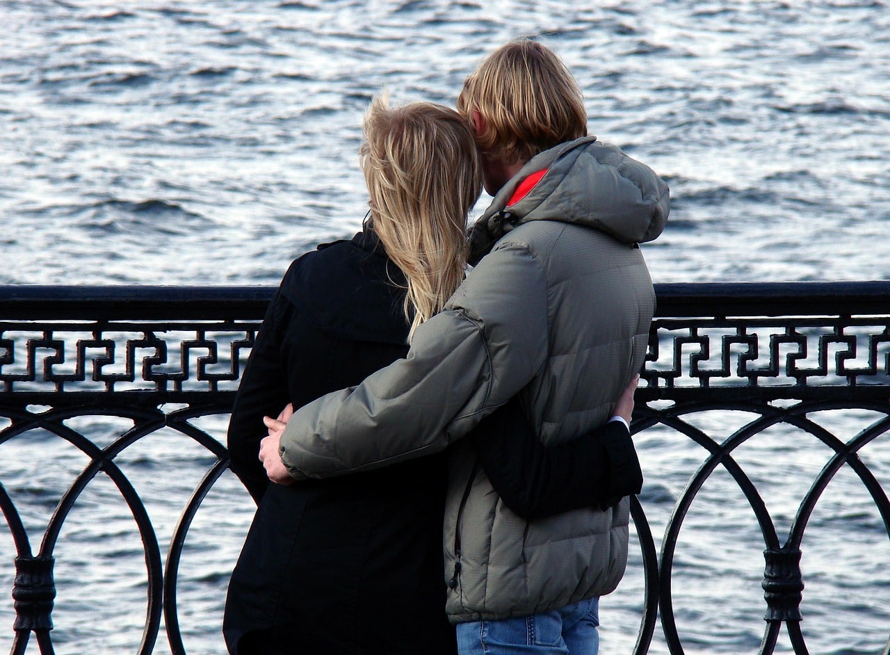 build trust in a relationship